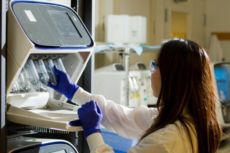 Clinical research laboratory image for BPC-157 human and preclinical evidence review